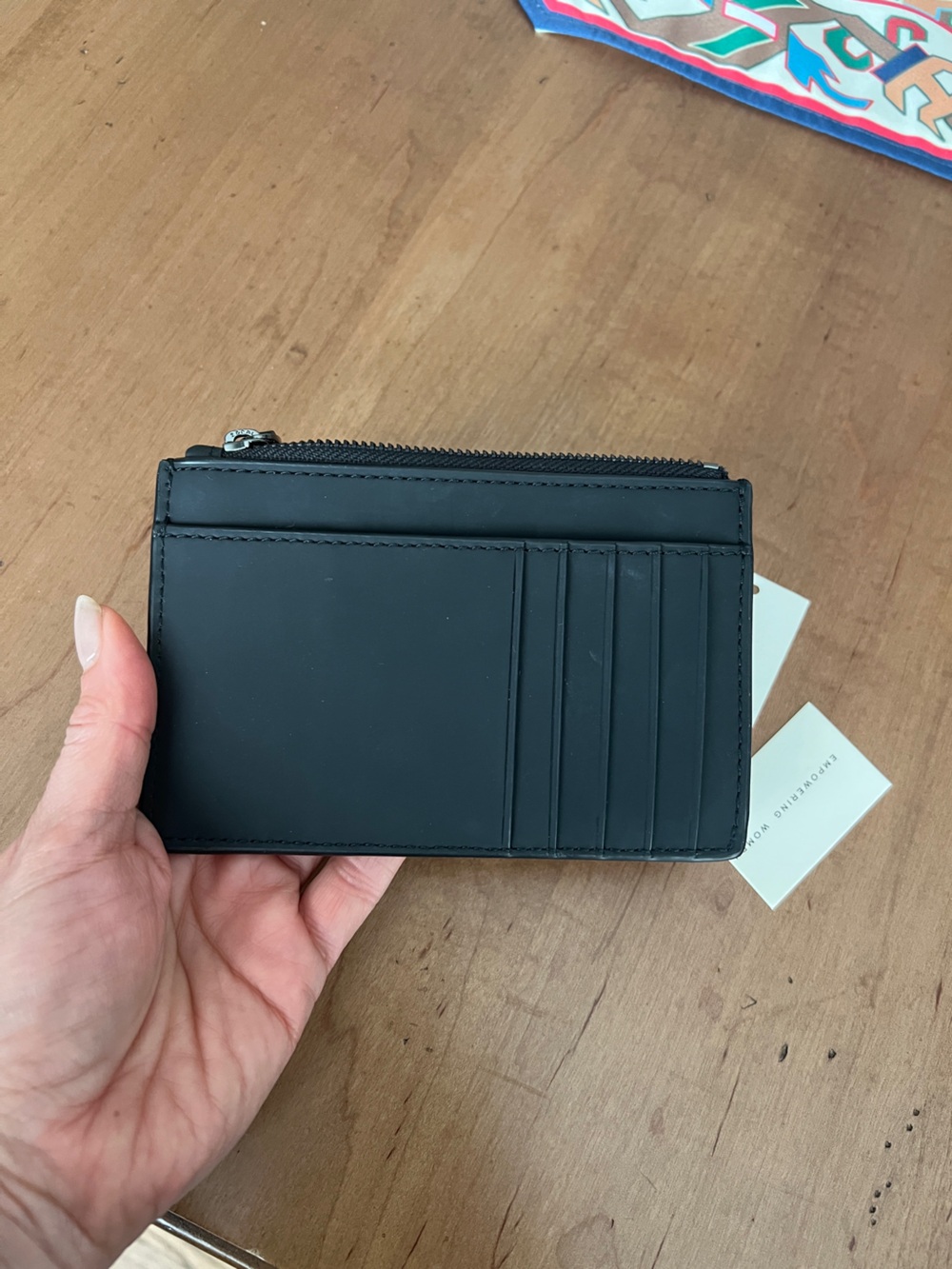 Tory Burch Black Leather Top Zip Card Wallet - Picture 2 of 4